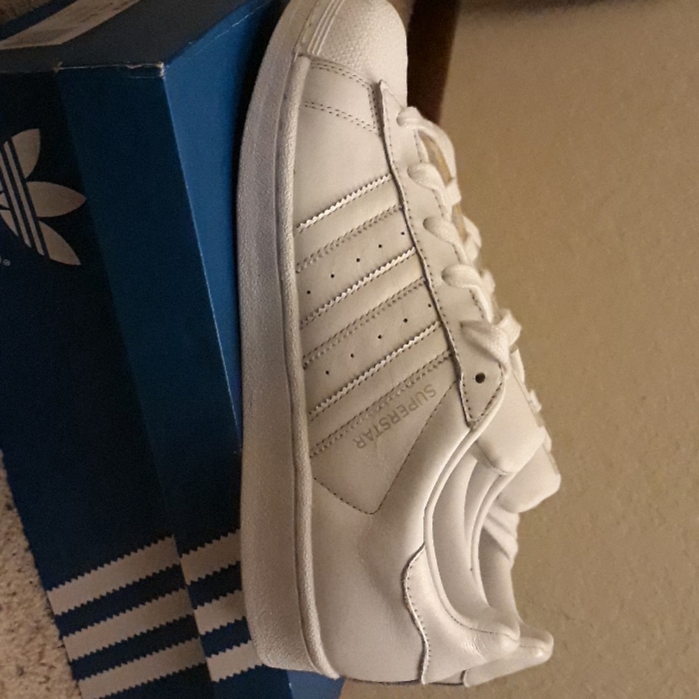 Womens Adidas Superstar  sneakers